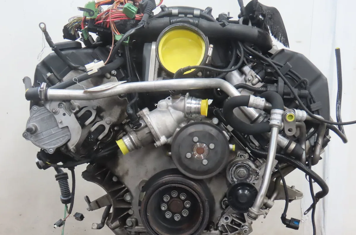 Moteur essence B.M.W. SERIE 6 II 650i 367ch occasion