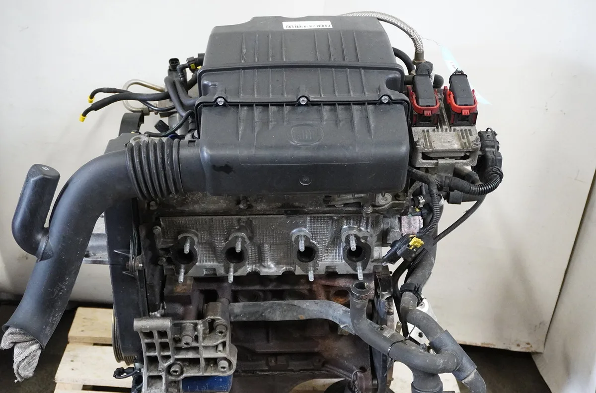Moteur essence Fiat FIORINO Camionnette-Monospace (225_) 1.4 natural power (225bxc1a, 225axc1a) (2008) occasion