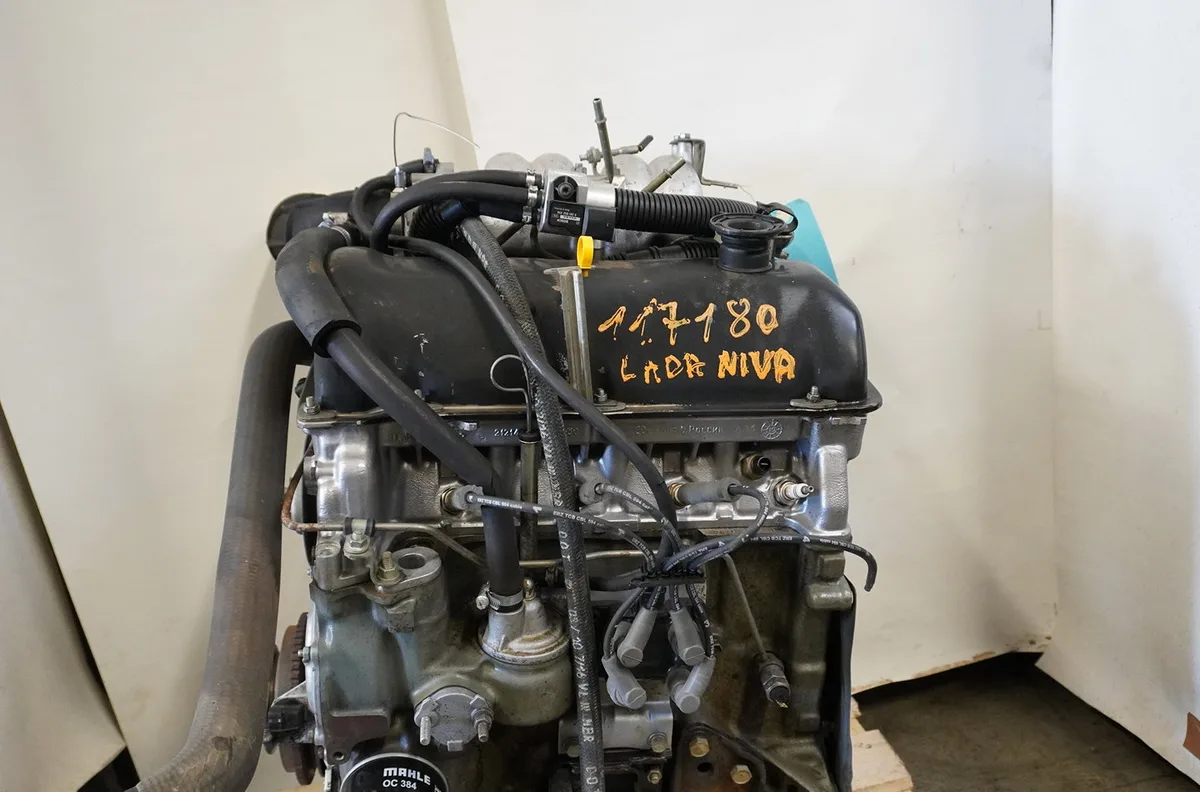 Moteur essence Lada NIVA Véhicule tout terrain fermé (2121, 2131) 1.7 lpg (2002-2015) occasion