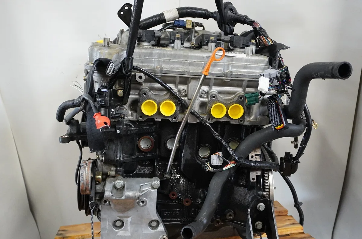 Moteur essence Nissan ALMERA II Hatchback (N16) 1.8 (2000-2002) occasion