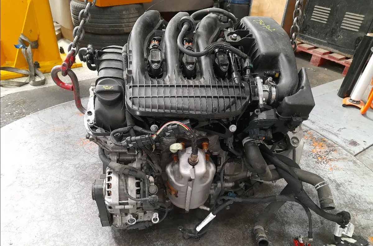 Moteur essence Peugeot 208 I (CA_, CC_) 1.2 vti 68 - puretech 68 (2016) 5 portes occasion