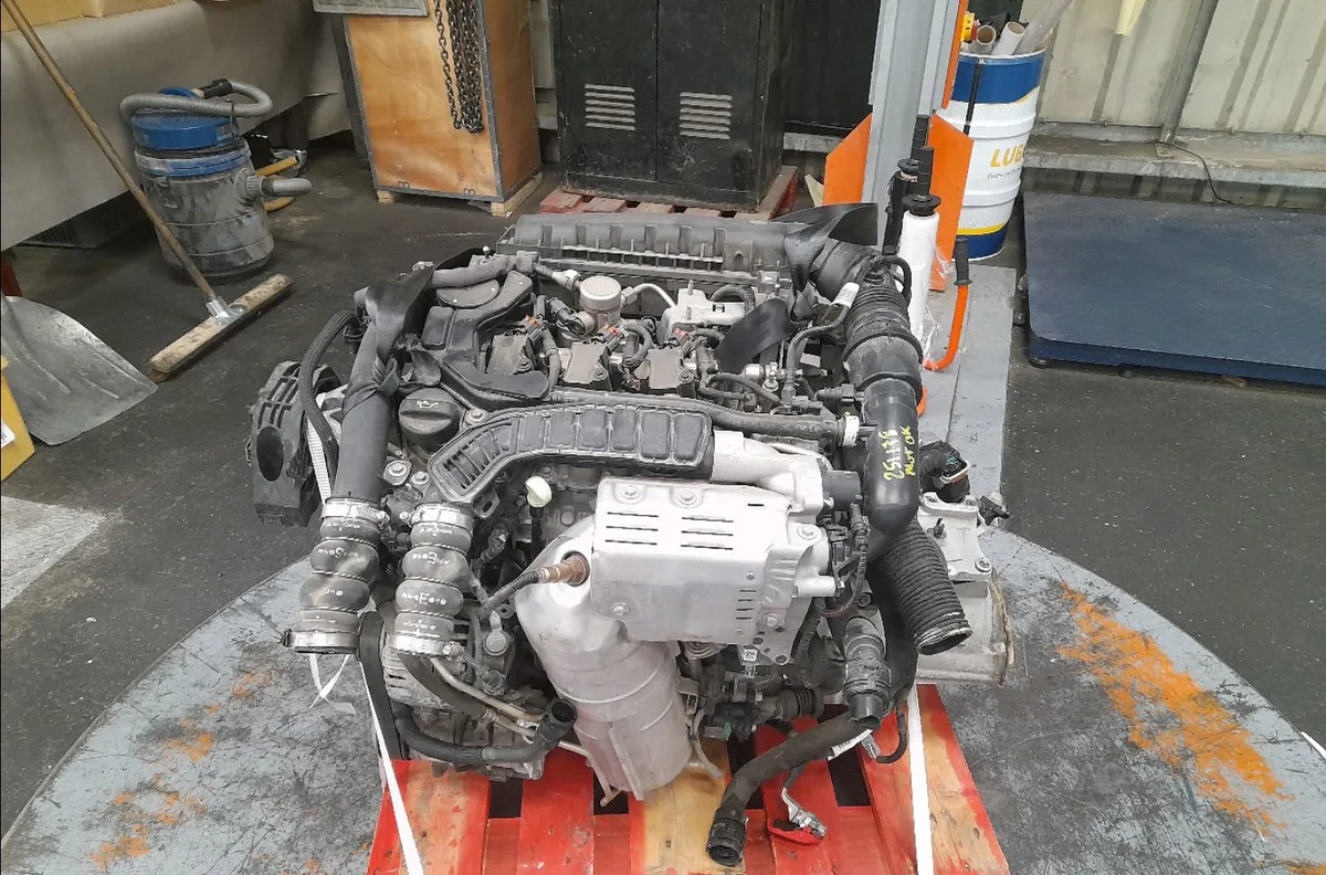 Moteur essence Peugeot 208 II (UB_, UP_, UW_, UJ_) 1.2 puretech 100 (2019) 5 portes occasion