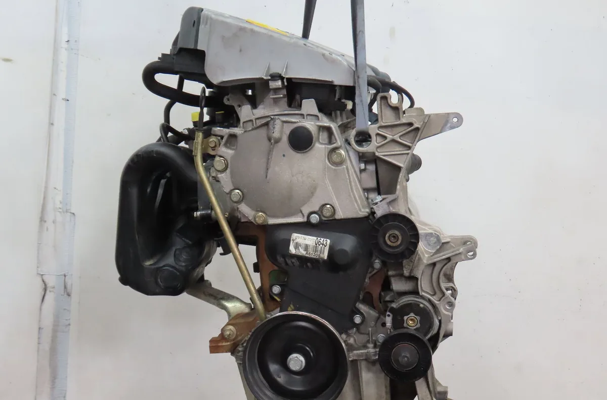 Moteur essence RENAULT CLIO 2000 occasion