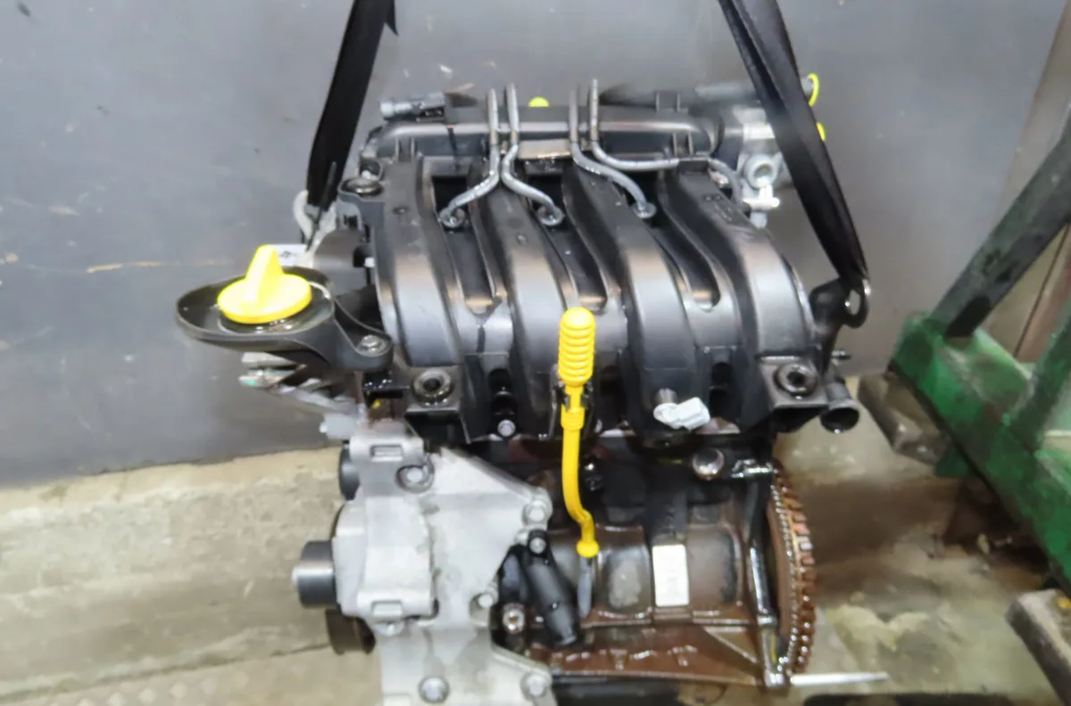 Moteur essence Renault TWINGO II (CN0_) 1.2 16v (cn04, cn0a, cn0b) (2007-2014) 3 portes occasion