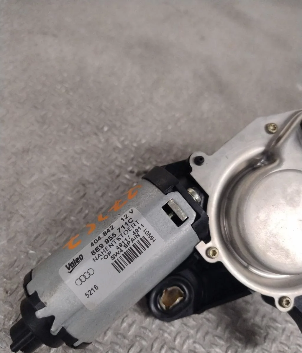 Moteur essuie-glace ar gauche Audi Q7 (4LB) 3.0 tdi quattro (2006-2008) 5 portes occasion