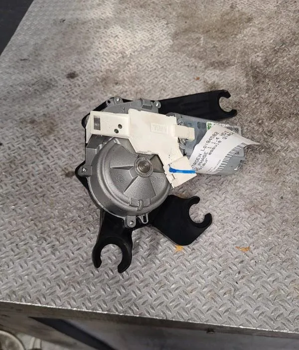 Moteur essuie-glace ar gauche CITROEN C2 PHASE 1 occasion