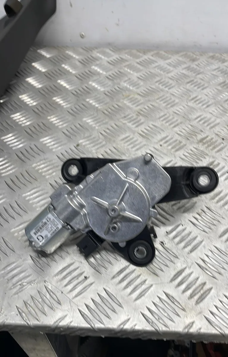 Moteur essuie-glace ar gauche CITROEN C3 3 PHASE 2 occasion