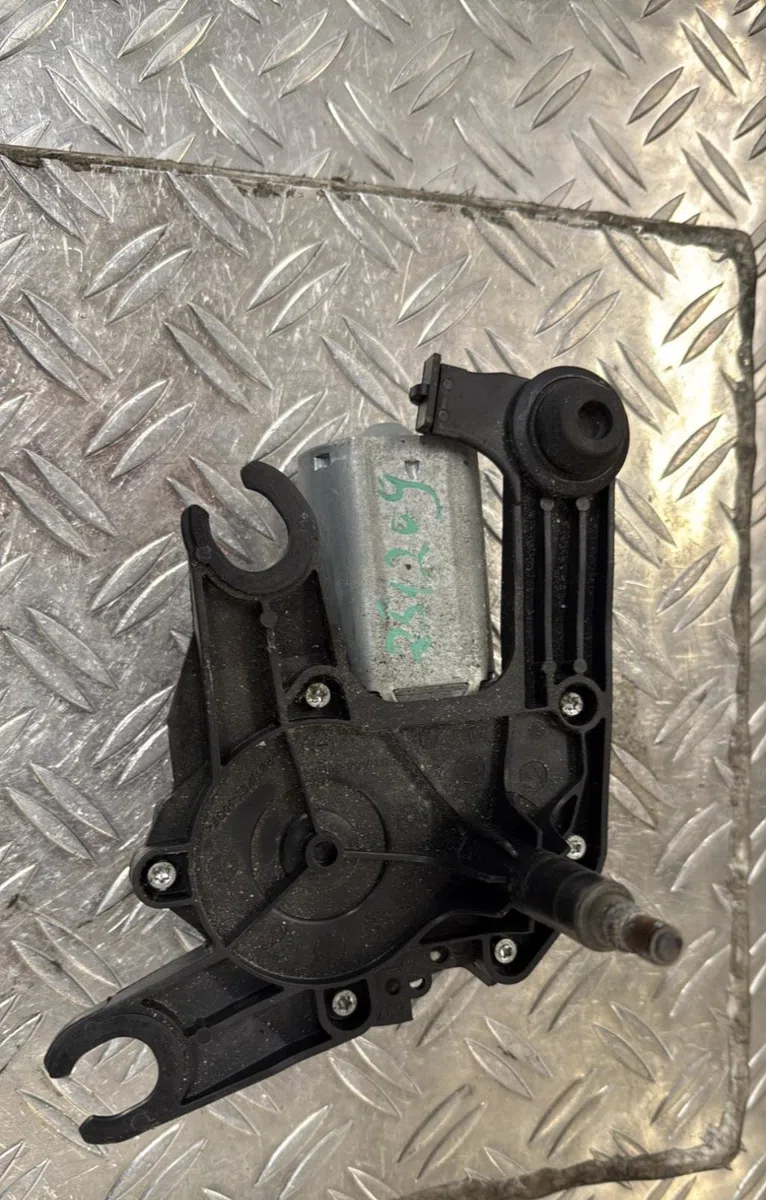 Moteur essuie-glace ar gauche Citroen C3 II (SC_) 1.4 hdi 70 (sc8hzc, sc8hr0, sc8hp4) (2009) 5 portes occasion