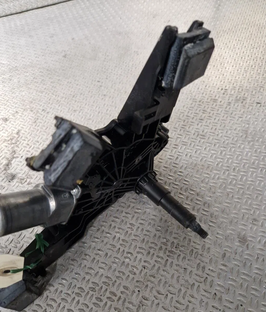 Moteur essuie-glace ar gauche CITROEN C4 PICASSO 2  C4 PICASSO 2 PHASE 1 occasion