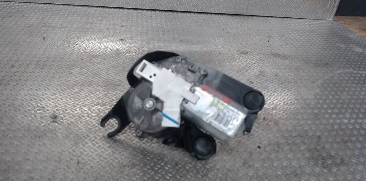 Moteur essuie-glace ar gauche Citroen DS3 (SA_) 1.4 vti 95 (2010-2015) occasion