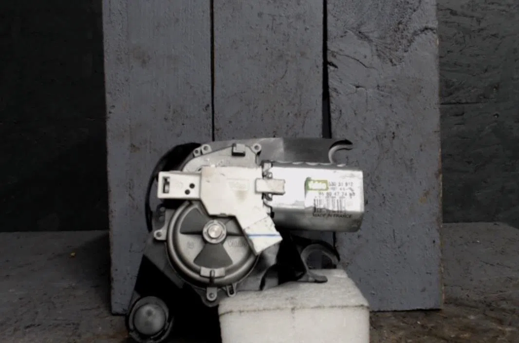 Moteur essuie-glace ar gauche CITROEN DS5  DS5 PHASE 1 occasion