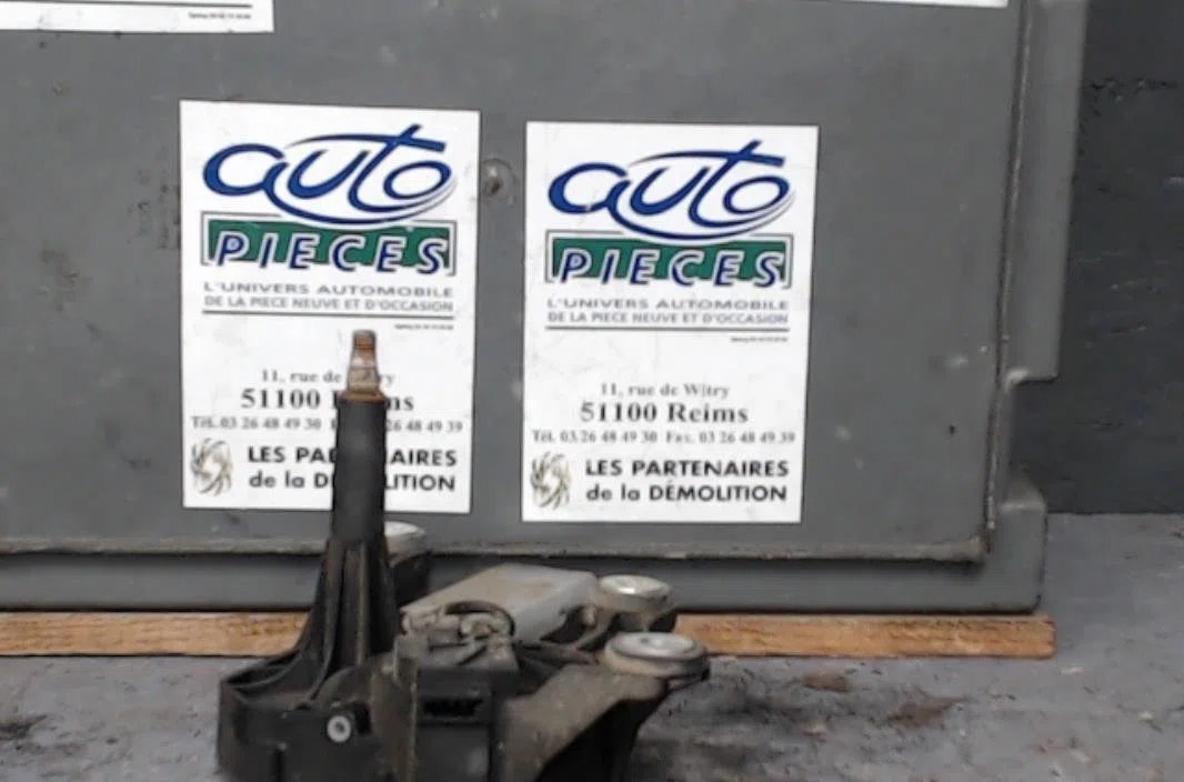 Moteur essuie-glace ar gauche Citroen NEMO Camionnette-Monospace (AA_) 1.4 hdi (2008) 4 portes occasion