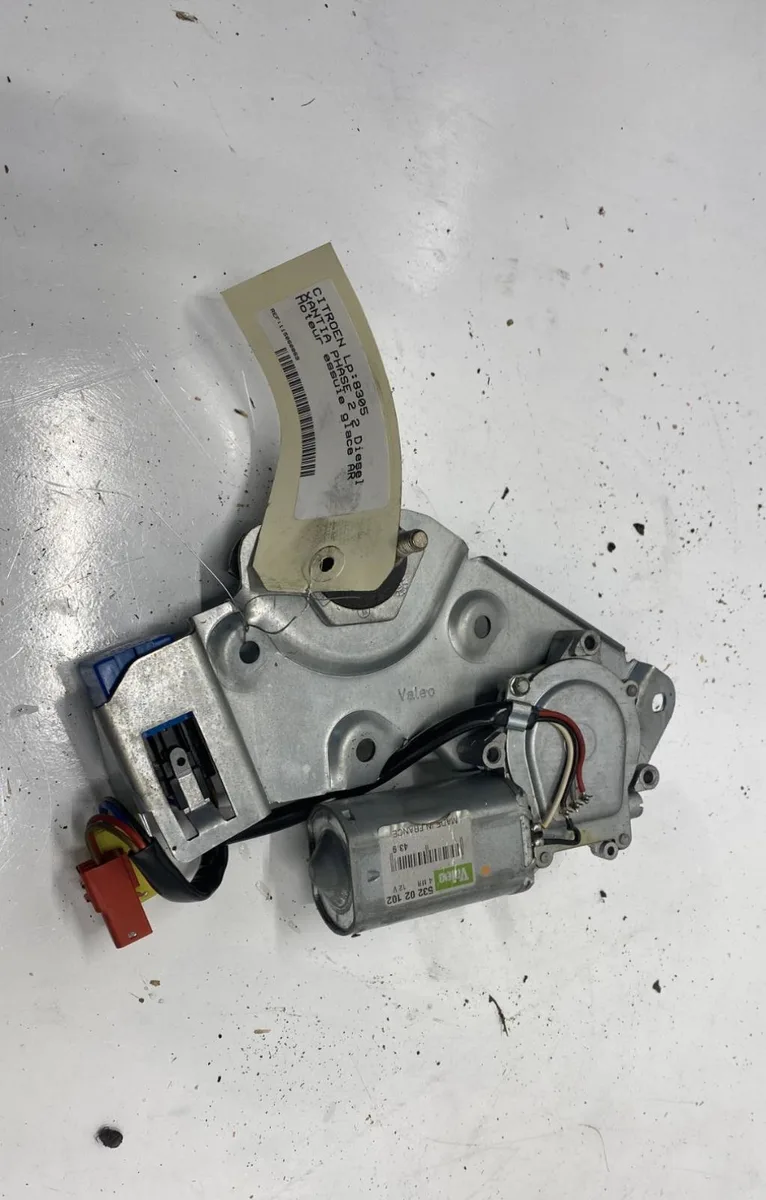 Moteur essuie-glace ar gauche Citroen XANTIA (X1_, X2_) 2.0 hdi 109 (1999-2003) occasion