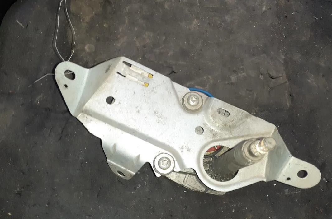 Moteur essuie-glace ar gauche Citroen XSARA (N1) 1.8 i 16v (1997-2000) occasion