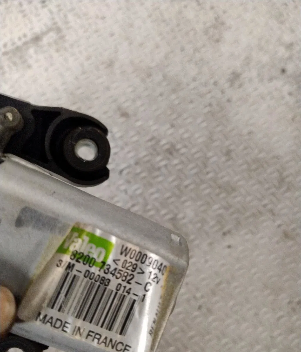 Moteur essuie-glace ar gauche DACIA DUSTER 1  DUSTER 1 PHASE 1 occasion