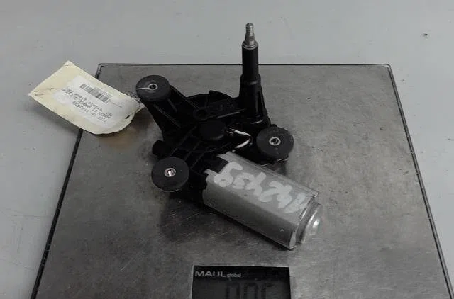 Moteur essuie-glace ar gauche Fiat PANDA (169_) 1.2 (169axf2a, 169axf1a) (2010-2013) occasion
