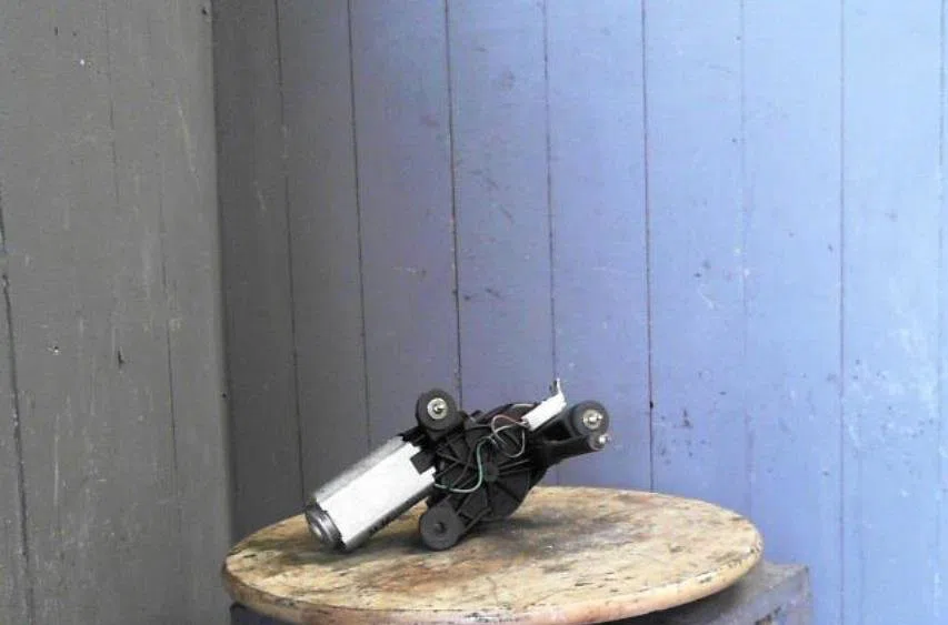 Moteur essuie-glace ar gauche FIAT PUNTO 2  PUNTO 2 PHASE 1 occasion
