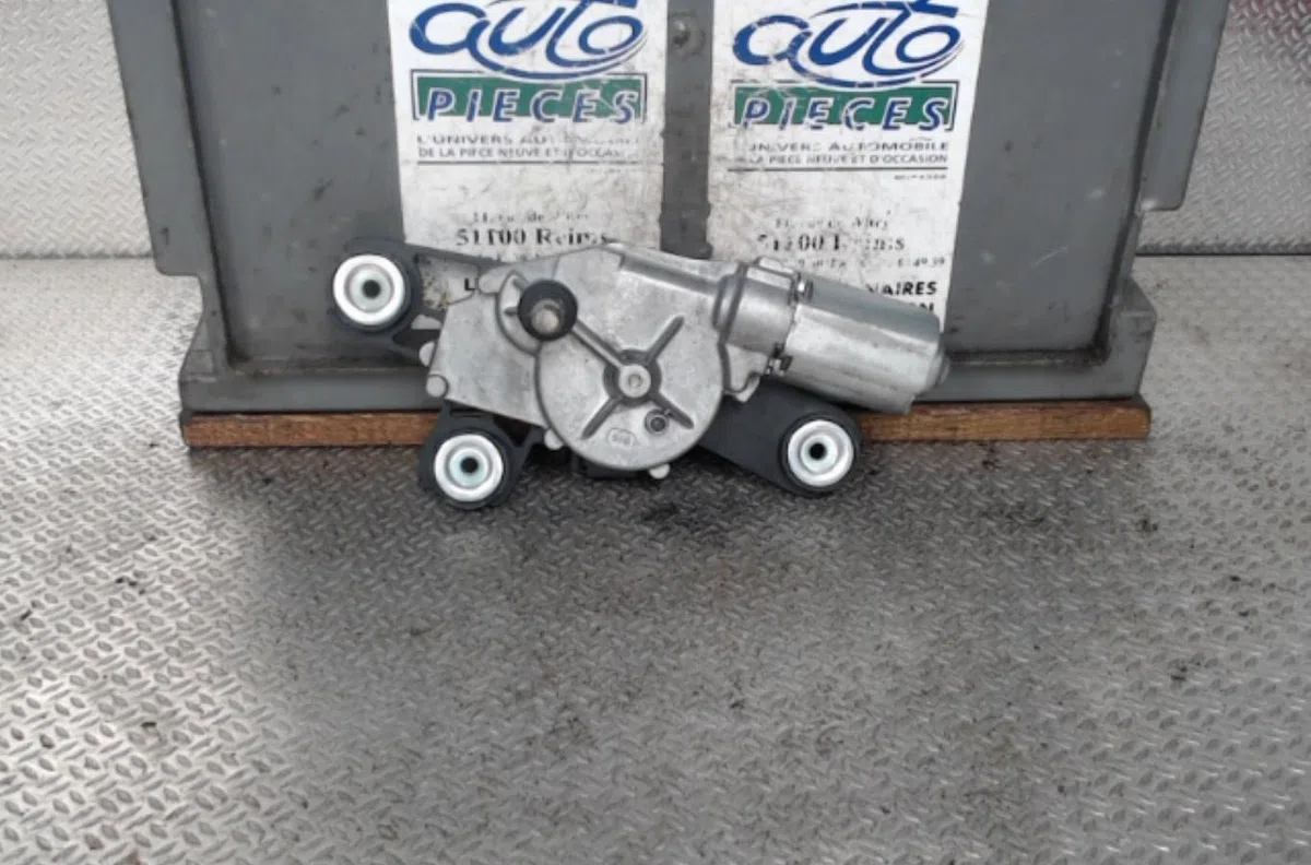Moteur essuie-glace ar gauche Ford FIESTA VI (CB1, CCN) 1.25 (2008-2017) 5 portes occasion