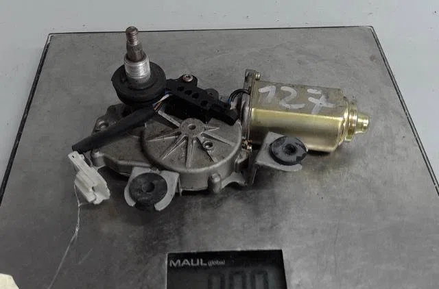 Moteur essuie-glace ar gauche Hyundai ACCENT II (LC) 1.3 (2000-2005) occasion