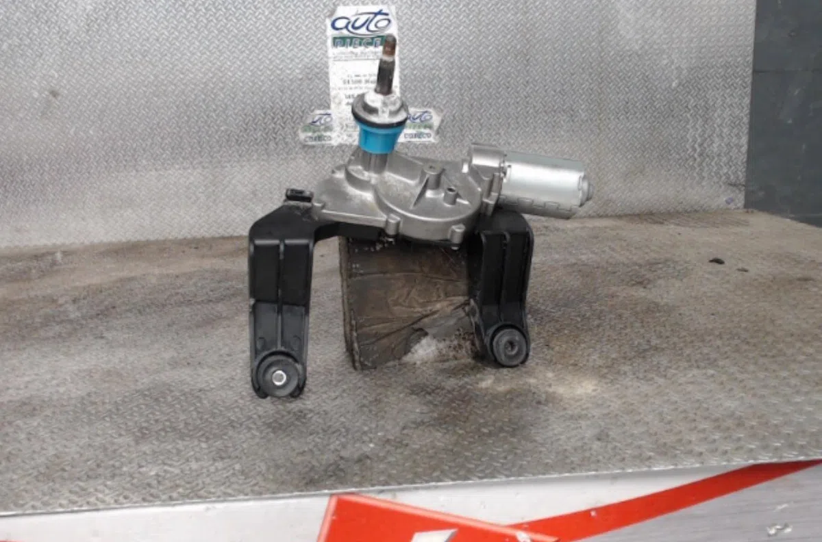 Moteur essuie-glace ar gauche KIA CEE-D 1 SPORT WAGON  CEE-D 1 SPORT WAGON PHASE 1 BREAK occasion