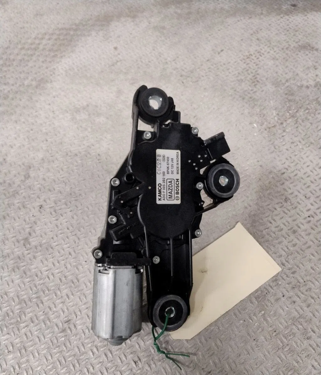 Moteur essuie-glace ar gauche Mazda 3 (BK) 1.6 di turbo (2004-2009) occasion