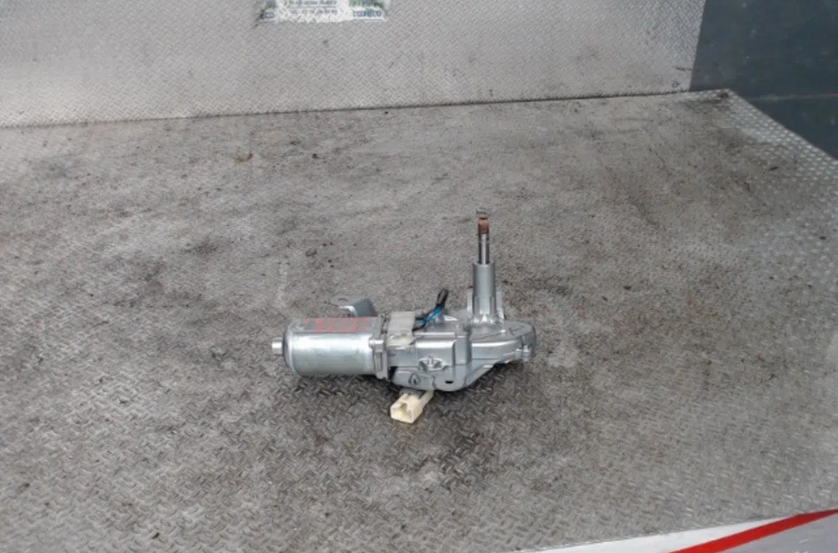 Moteur essuie-glace ar gauche MAZDA 5 1  5 1 PHASE 1 MONOSPACE occasion