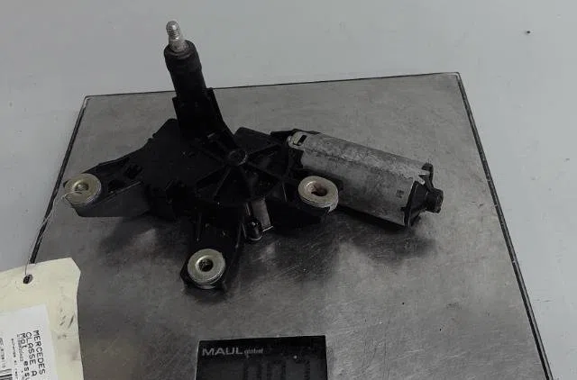 Moteur essuie-glace ar gauche Mercedes-benz CLASSE A (W168) A 160 (168.033, 168.133) (1997-2004) occasion