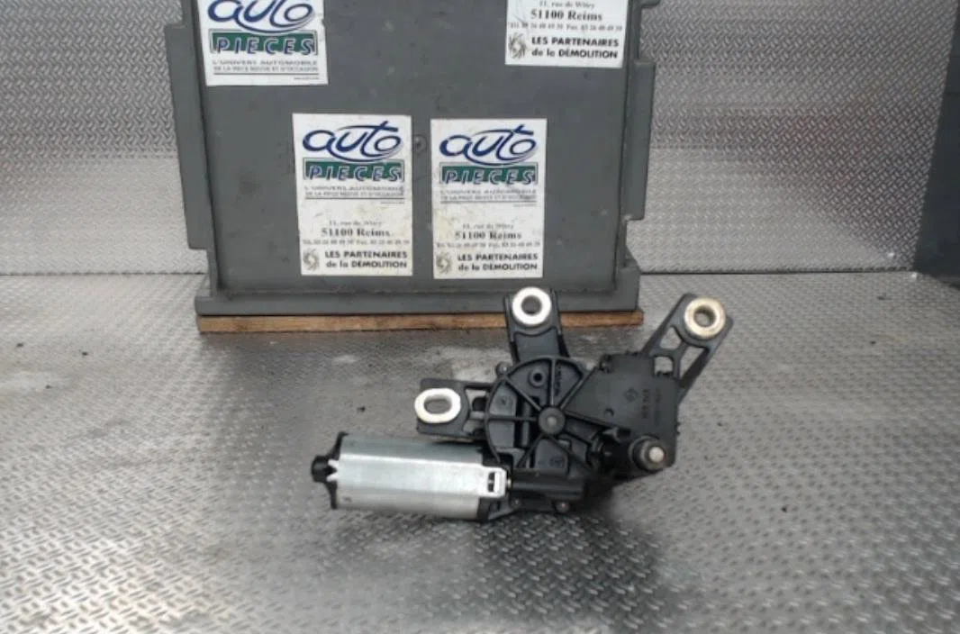 Moteur essuie-glace ar gauche MERCEDES VANEO 414  VANEO 414 occasion