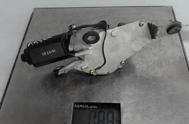 Moteur essuie-glace ar gauche Nissan ALMERA I Hatchback (N15) 2.0 d (1995-2000) 5 portes occasion