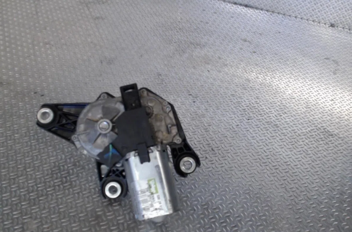 Moteur essuie-glace ar gauche NISSAN NV300  0 occasion