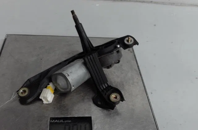 Moteur essuie-glace ar gauche Nissan PRIMERA Break (WP12) 2.2 di (2002-2003) occasion