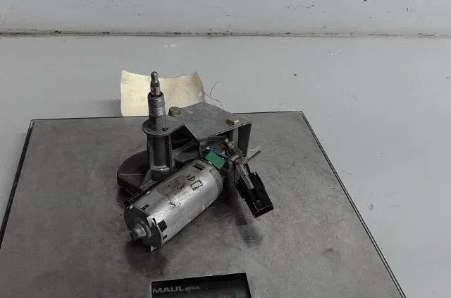 Moteur essuie-glace ar gauche Opel VECTRA B 3-5 portes (J96) 2.2 dti 16v (f68) (2000-2002) occasion