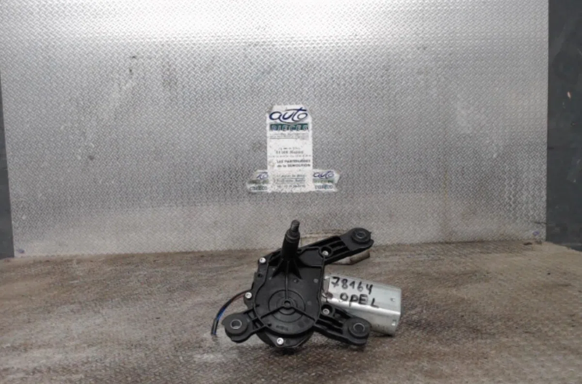 Moteur essuie-glace ar gauche Opel VECTRA C GTS (Z02) 1.9 cdti (f68) (2004-2009) occasion