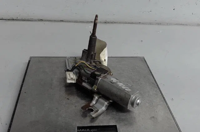 Moteur essuie-glace ar gauche Opel VECTRA C GTS (Z02) 2.2 dti 16v (f68) (2002-2006) occasion