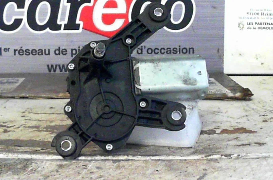 Moteur essuie-glace ar gauche OPEL VECTRA C  VECTRA C PHASE 1 occasion