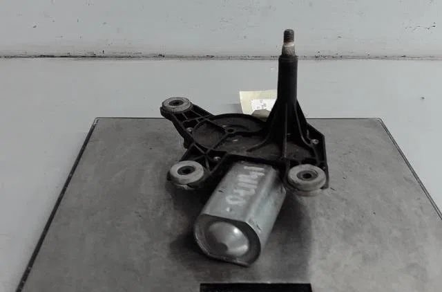 Moteur essuie-glace ar gauche Peugeot 107 (PM_, PN_) 1.0 (2005-2014) 3 portes occasion