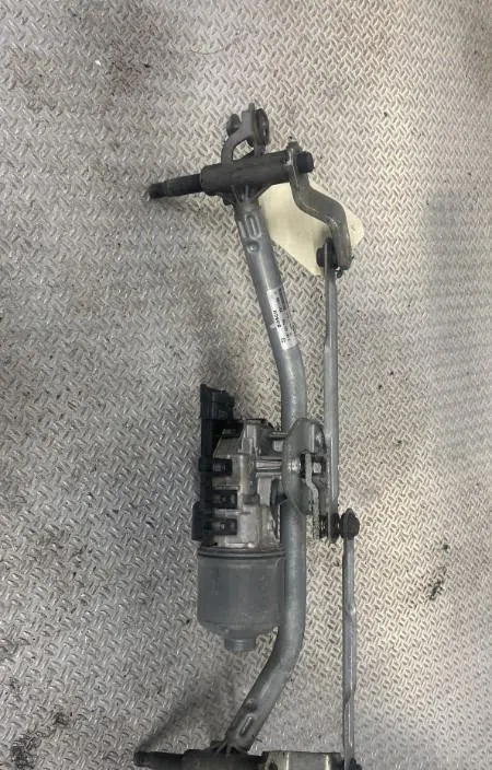Moteur essuie-glace ar gauche PEUGEOT 207 occasion