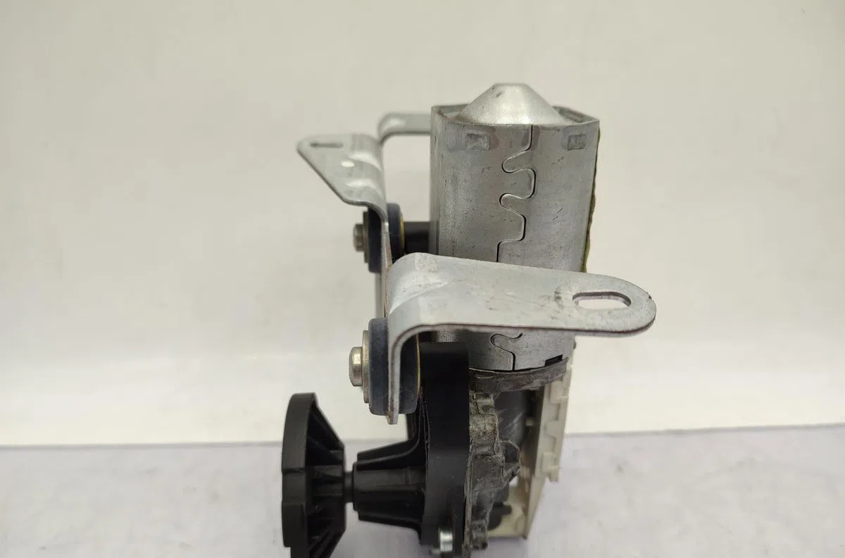 Moteur essuie-glace ar gauche PEUGEOT 407 PHASE 1 BREAK occasion