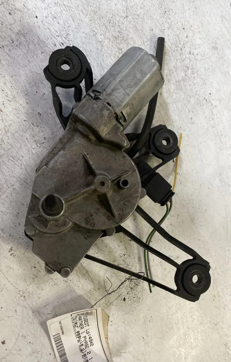 Moteur essuie-glace ar gauche Peugeot PARTNER Monospace (5_, G_) 1.6 hdi 90 (2005-2015) occasion