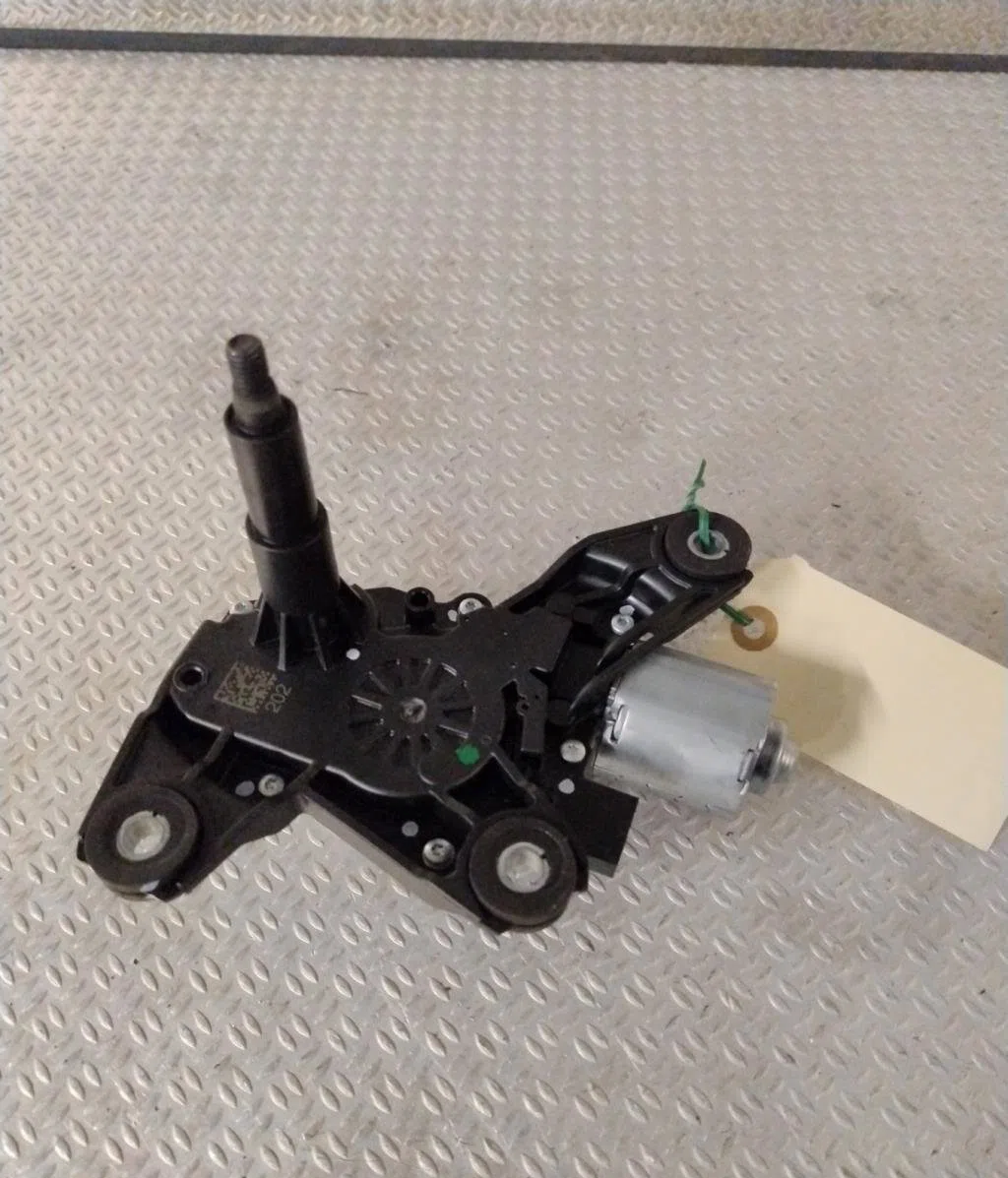 Moteur essuie-glace ar gauche RENAULT CAPTUR 2  CAPTUR 2 PHASE 1 occasion