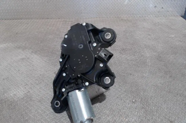 Moteur essuie-glace ar gauche RENAULT GRAND SCENIC 3  GRAND SCENIC 3 PHASE 1 occasion