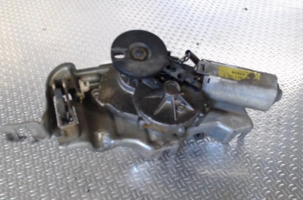 Moteur essuie-glace ar gauche Renault LAGUNA I Nevada (K56_) 1.9 dci (k56w) (1999-2001) occasion