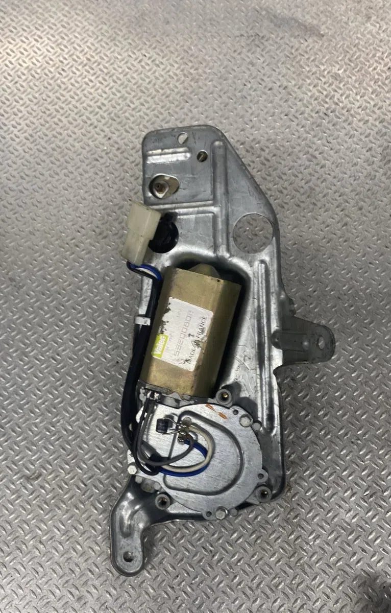 Moteur essuie-glace ar gauche RENAULT R21  R21 PHASE 2 occasion