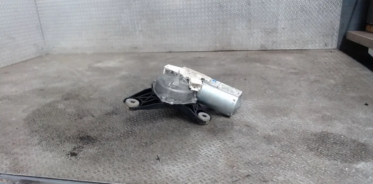 Moteur essuie-glace ar gauche RENAULT SCENIC 2  SCENIC 2 PHASE 2 occasion