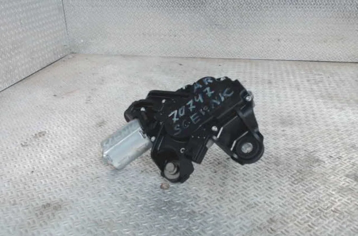 Moteur essuie-glace ar gauche Renault SCÉNIC III (JZ0-1_) 1.5 dci (2009) 5 portes occasion
