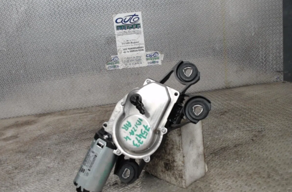 Moteur essuie-glace ar gauche Seat IBIZA IV (6J5, 6P1) 1.2 tsi (2010-2012) 5 portes occasion