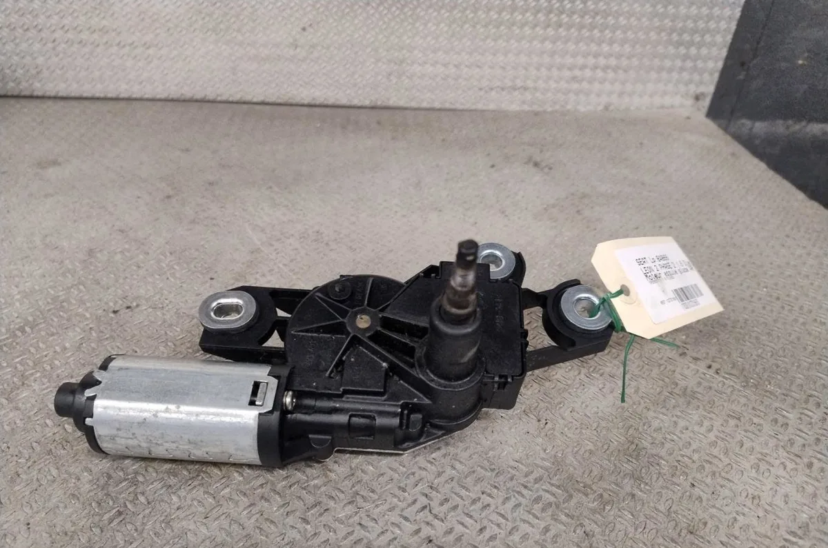 Moteur essuie-glace ar gauche Seat LEON (1P1) 1.6 tdi (2010-2012) occasion