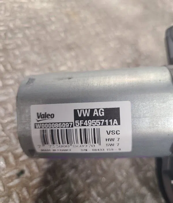 Moteur essuie-glace ar gauche Seat LEON (5F1) 1.5 tsi (2018-2020) occasion