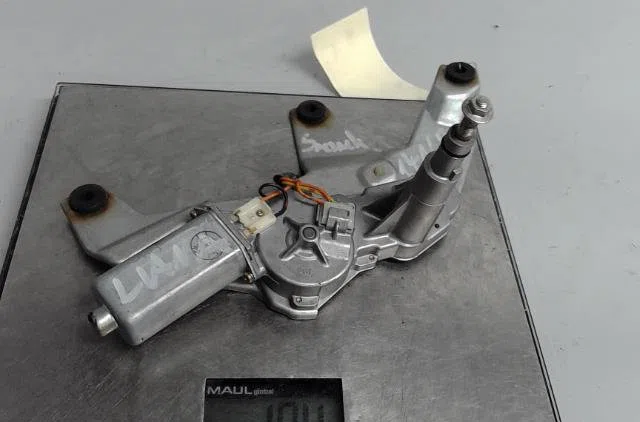 Moteur essuie-glace ar gauche Suzuki LIANA 3-5 portes 1.6 (2001-2007) occasion
