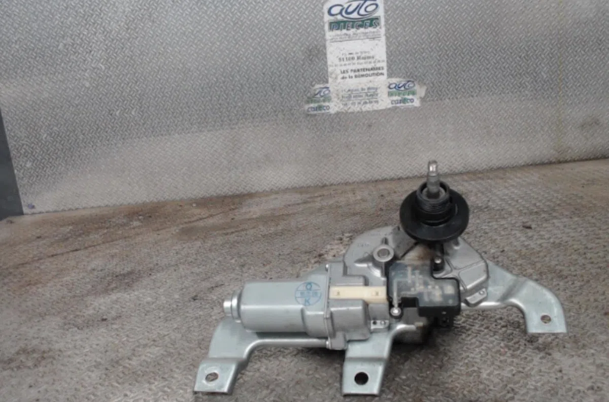 Moteur essuie-glace ar gauche SUZUKI SPLASH  SPLASH occasion